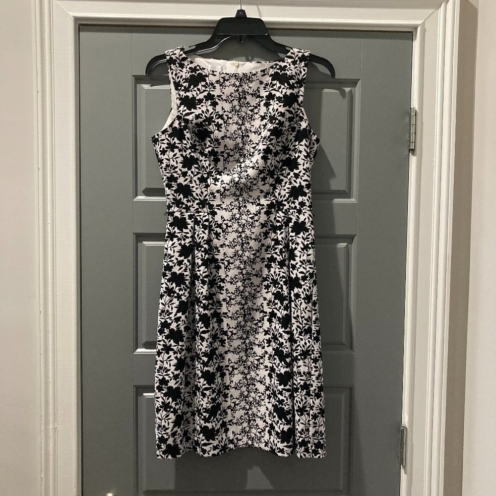 London Time Women 4 Black & White Floral Print Design Dress